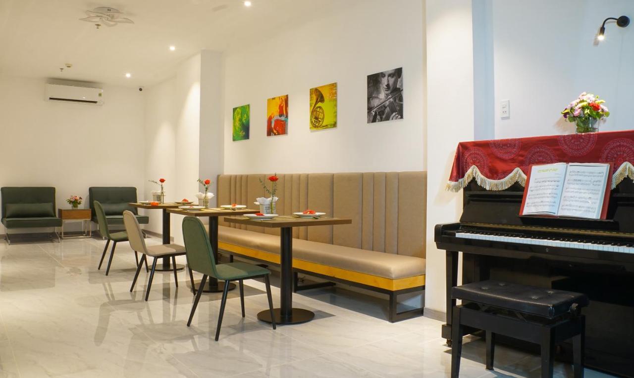 Piano Hotel Хошимин Экстерьер фото